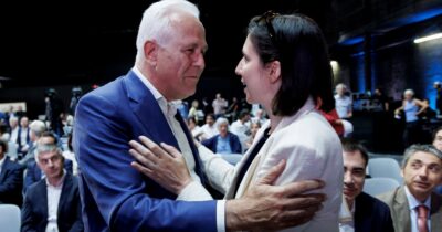 Copertina di Nodo Giani: Schlein sente Conte