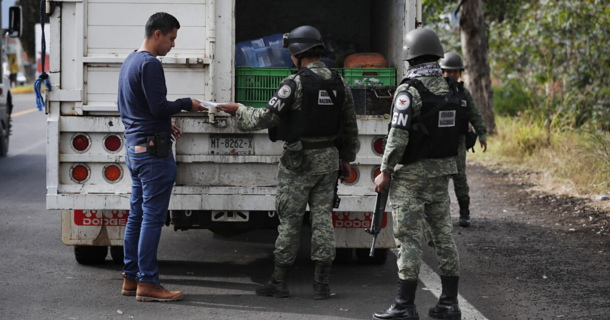 L’oro verde è sporco di sangue: così i narcos controllano la produzione di avocado. Gli Usa reagiscono, l’Ue no L’oro verde è sporco di sangue: così i narcos controllano la produzione di avocado. Gli Usa reagiscono, l’Ue no