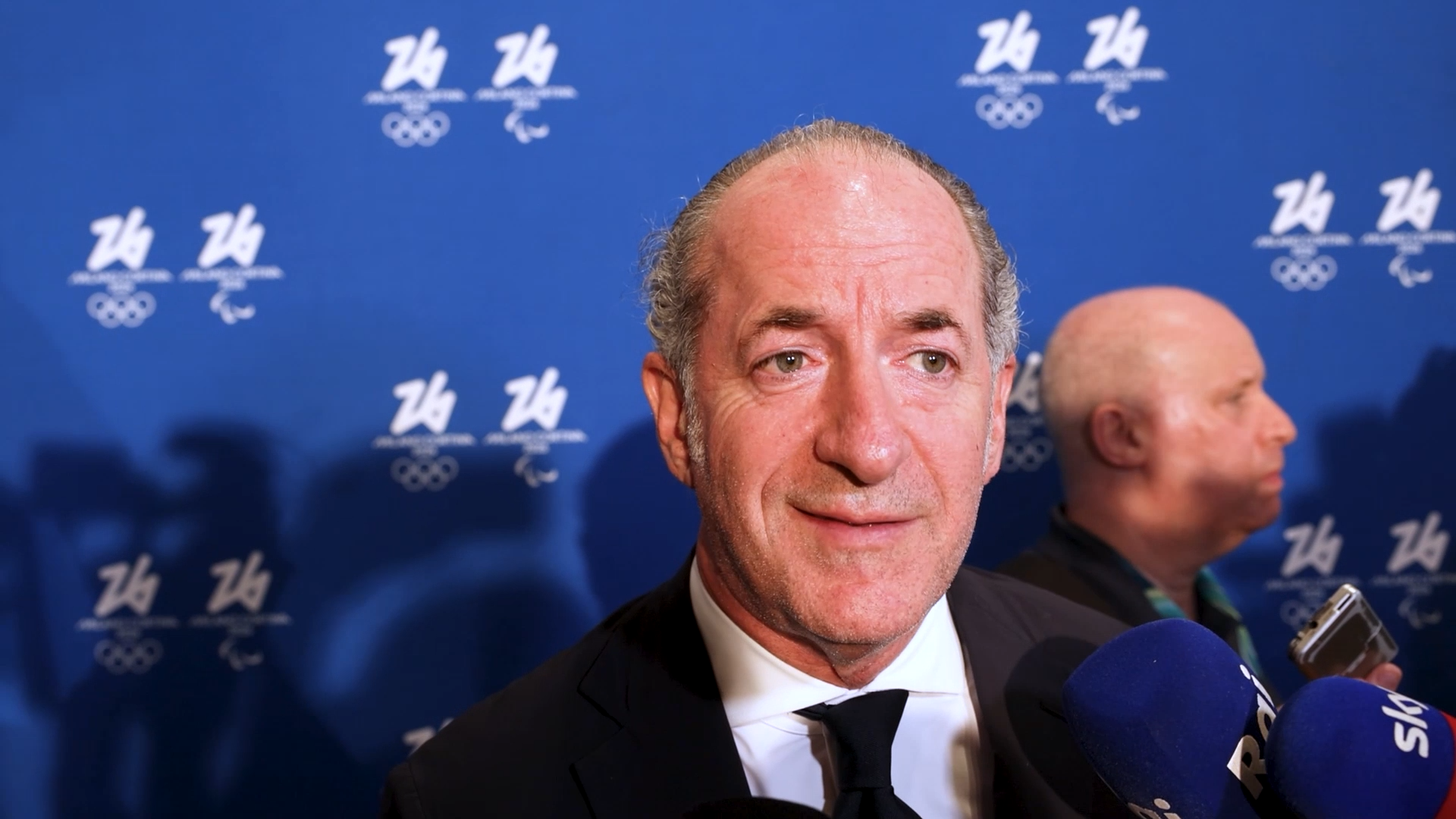 Zaia: “Olimpiadi? Malagò mi darà la prima medaglia, la candidatura di Cortina è solo merito mio” – Video Zaia: “Olimpiadi? Malagò mi darà la prima medaglia, la candidatura di Cortina è solo merito mio” – Video