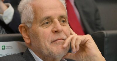 Copertina di Roberto Formigoni: “Il popolo è ancora con me. Io candidato? Mai dire mai”