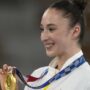 Copertina di La scelta della campionessa olimpica Nina Derwael: “Mi ritiro a 25 anni, non voglio più stressare il mio corpo”
