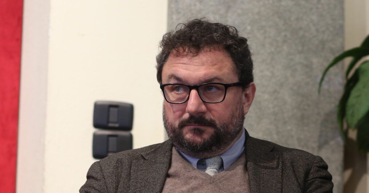 l8217ombra sull8217assessore all8217urbanistica di torino rapporti tra il suo studio e societ224 con progetti urbanistici in atto
