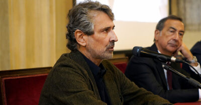 Copertina di “Sintonia tra l’assessore indagato e Sala per portare avanti le relazioni con gli immobiliaristi”: cosa scrivono i pm