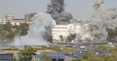 Copertina di Israele bombarda Damasco. E si blocca il processo a Bibi