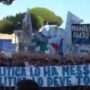 Copertina di “La politica l’ha messo e adesso deve toglierlo”: la manifestazione contro Lotito dei tifosi della Lazio
