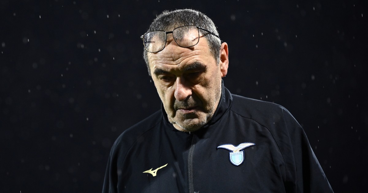 lazio sarri va in ospedale e poi dirige l8217allenamento i tifosi attaccano assurdo fare il ritiro a formello con 40 gradi