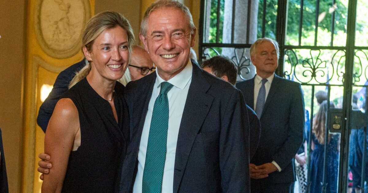 È Adolfo Urso il politico della denuncia di Zingaretti: “Mia moglie ha saltato la fila con la scorta in aeroporto? Decide la sicurezza, io ero al telefono”
