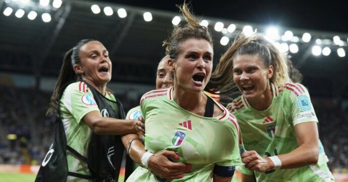 Europei femminili, immensa Girelli: la sua doppietta porta l’Italia in semifinale dopo 28 anni. E c’è un parallelismo con il 1997 che fa ben sperare