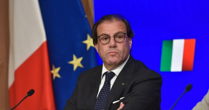 Passa la nuova sanatoria per le partite Iva voluta da Fratelli d’Italia: lo Stato ci perde 400 milioni