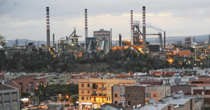 Ilva, c’è l’ok all’Autorizzazione ambientale ma è provvisoria. Gli enti locali dicono no