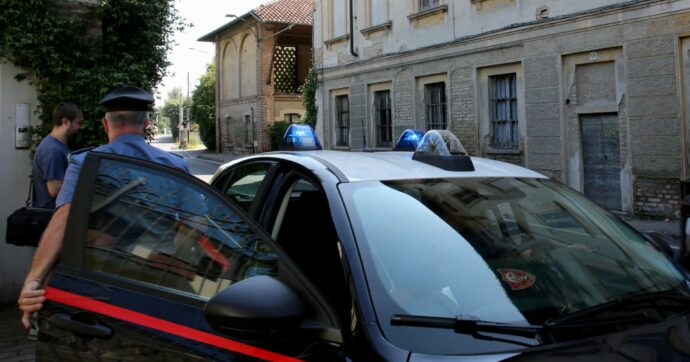 L’ex compagno arriva dal Perù e la uccide