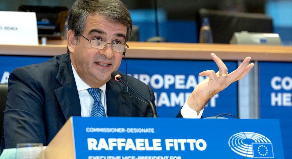 bilancio europeo fitto difende la proposta di bruxelles ma piovono critiche tridico m5s un disastro