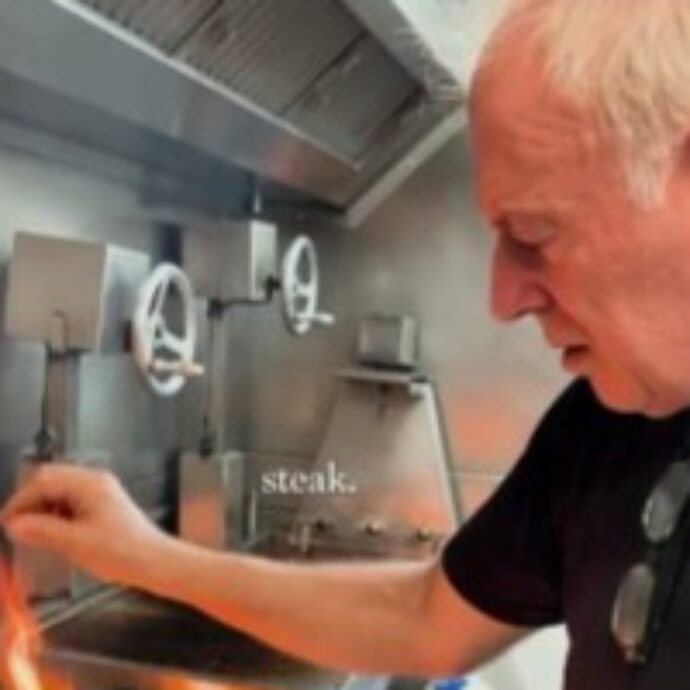 “Ho paura di morire con gli stivali ai piedi, lavorando. Gli chef che cucinano per una guida o per le stelle hanno qualcosa che non va dentro”: parla Victor Arguinzoniz
