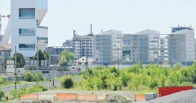 Copertina di Villaggio olimpico: la stessa persona fa il controllore e pure il progettista