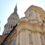 Copertina di Novara, due ragazzi si arrampicano sulla cupola di San Gaudenzio per fare delle foto: fermati e identificati
