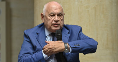 Copertina di Caso Almasri, Nordio minaccia sanzioni contro un magistrato critico: “Si è permesso di indicare i miei errori”