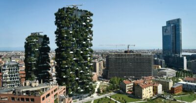 Copertina di Sveva Casati Modignani: “Hanno evirato Milano: una metropoli a misura dei ricchi è un delitto orribile”