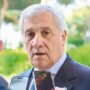 Copertina di Dazi al 15%, Tajani difende Von der Leyen e ribatte a Bayrou: “Accordo fatto da tutta l’Ue, quindi anche la Francia”