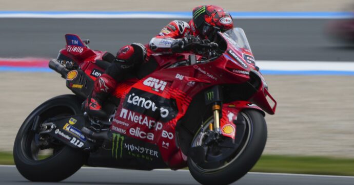 MotoGp, Bagnaia in pole position a Brno: prima volta in stagione davanti a tutti