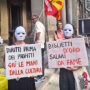 Copertina di Firenze, “culla dello sfruttamento”. Agli Uffizi la protesta dei lavoratori della cultura: “Condizioni indegne”