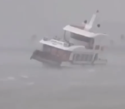 Vietnam, battello turistico si capovolge nella baia di Ha Long: 34 morti e diversi dispersi