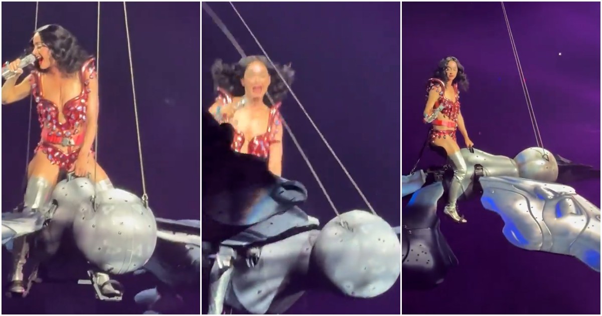 Paura per Katy Perry durante un concerto, rischia di cadere mentre cavalca una farfalla gigante – Video Paura per Katy Perry durante un concerto, rischia di cadere mentre cavalca una farfalla gigante – Video