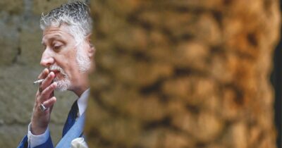 Copertina di “Tutto va bene” al Ministero di Giuli. Ma nel settore si proclama ‘lo stato di disastro culturale’