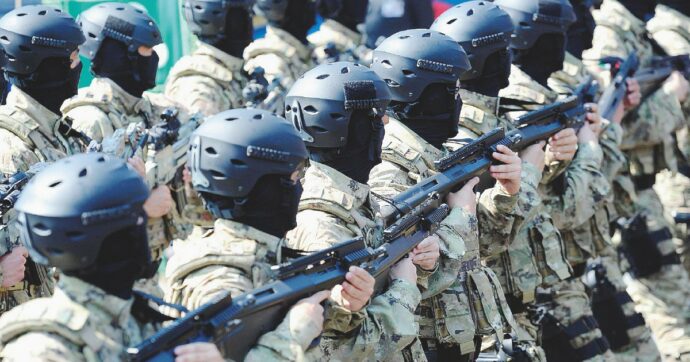 ReArm, il governo dà l’ok: “Ora soldi del Pnrr alla Difesa”