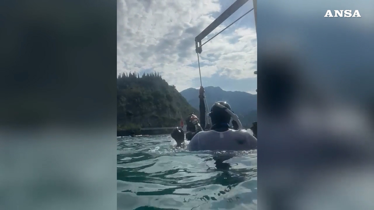 Nuovo record mondiale per Chiara Obino: scende in apnea per 92 metri in un lago – Nuovo record mondiale per Chiara Obino: scende in apnea per 92 metri in un lago –