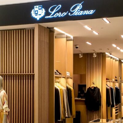 Copertina di Inchieste e lavoro nero. Così la moda continua a fondarsi sugli schiavi