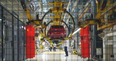 Copertina di Spariti gli spot cinesi di Urso, resta solo il declino Stellantis