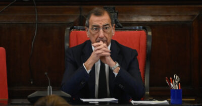 Copertina di Inchiesta urbanistica Milano, oggi Sala parla in Consiglio: tra richieste di dimissioni e l’intenzione di rimanere in sella