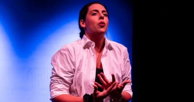 Copertina di “In Olanda da commessa guadagno più di mio fratello ingegnere a Roma. E qui posso fare l’attrice: in Italia il mio corpo non andava mai bene”