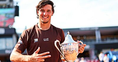 Copertina di Arriva anche Darderi: l’Italia del tennis vince più tornei di tutti e spadroneggia nella classifica Atp