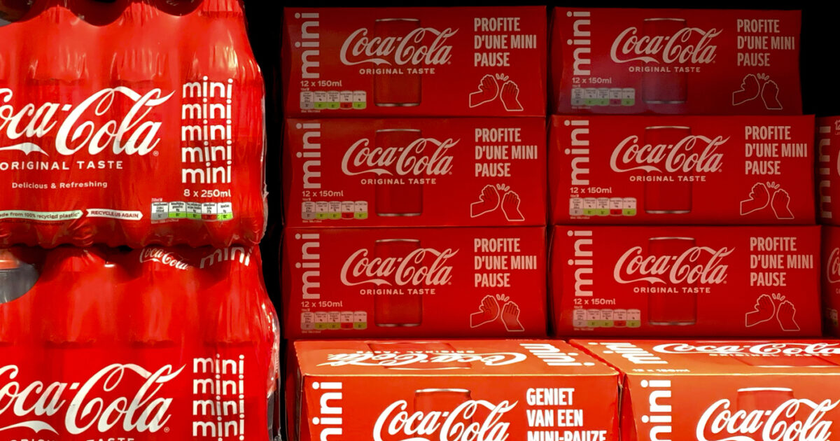 coca cola con zucchero di canna nuova versione dopo la richiesta di trump