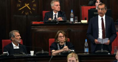 Copertina di Sala prende tempo: dopo le dimissioni di Tancredi affida le deleghe all’Urbanistica alla vicesindaca Scavuzzo