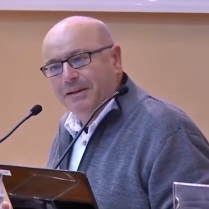 “I figli nascono difettati. Non è sempre tutto dovuto alla scarsa vicinanza emotiva dei genitori. I ragazzi ribelli? Una fascia in espansione, due su dieci”: parla Osvaldo Poli