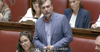 Copertina di Ricciardi (M5s) alla Lega: “Israele un presidio di legalità? Con quale faccia dite queste cose?”