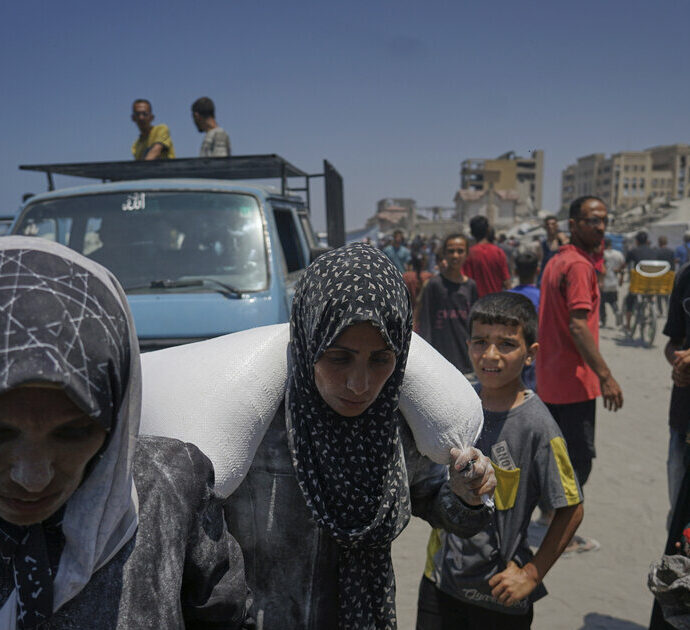 “Gaza orrore senza fine, altro che danno collaterale”: lettera di 22 soci contro il direttore della rivista Il Mulino