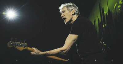 Copertina di Waters a Praga. Il film-evento su un concerto “a muso duro”