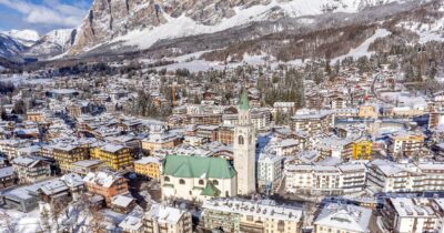 Copertina di Giochi Milano-Cortina, “i costi esplosi a 2 miliardi di euro”: il primo record dell’Olimpiade