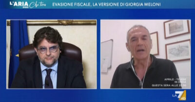 Copertina di Cottarelli contro Osnato (Fdi): “Ma quale recupero dell’evasione, il vostro è il condono più generoso degli ultimi 25 anni”. Su La7