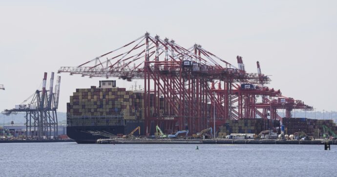 Usa e Ue lavorano ad un’intesa con dazi al 15%. Bruxelles rifinisce la lista dei beni Usa da colpire