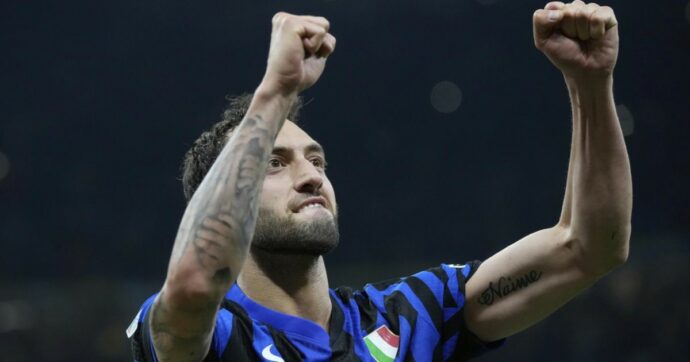 Calhanoglu ora nega la frattura con l’Inter: “Voglio vincere qui. Lautaro? Appena torna ci abbracceremo”. Le tappe del caso