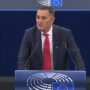 Copertina di Ue, eurodeputato minaccia azioni legali contro von der Leyen: “False le accuse di ingerenza di Mosca sulla mozione di sfiducia”