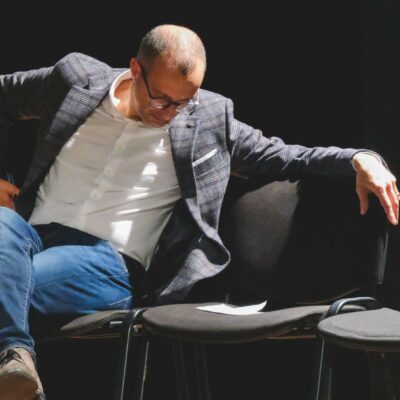 Copertina di Marche al voto, l’indagato Ricci (Pd) rilancia: “Vinceremo”. Ma il M5S è pieno di dubbi