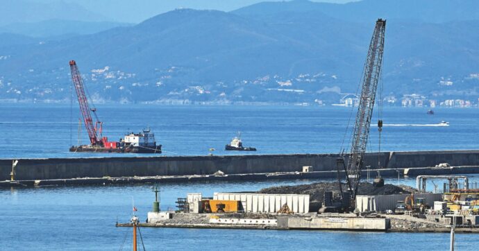 Diga Genova, materiali non “certificati” in mare