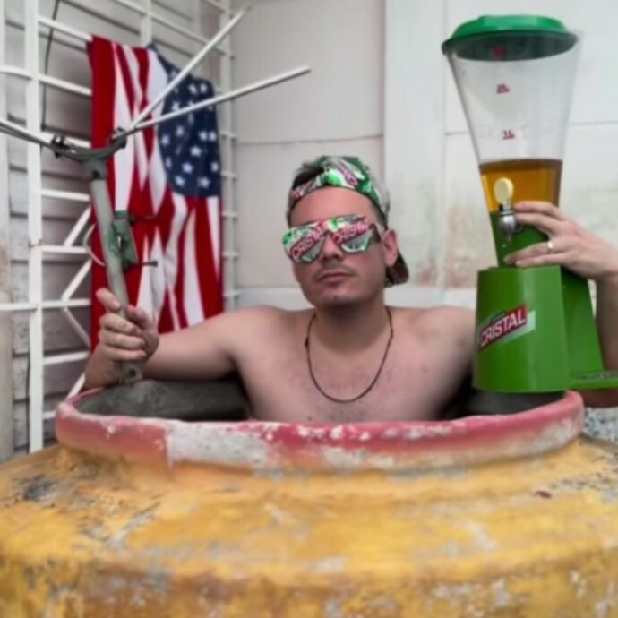 Yacht, auto di lusso e balletti: Sandro Castro, il nipote-influencer di Fidel scatena l’indignazione. “E’ il simbolo del declino della Rivoluzione”