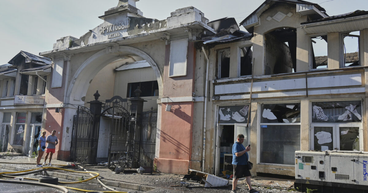 ancora raid russi anche su odessa costa a xi la cina usi la sua influenza per fermare la guerra