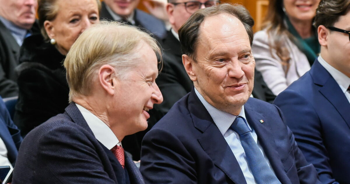 voto a rischio al senato per le troppe assenze la maggioranza vacilla ciriani molto arrabbiato richiama malan